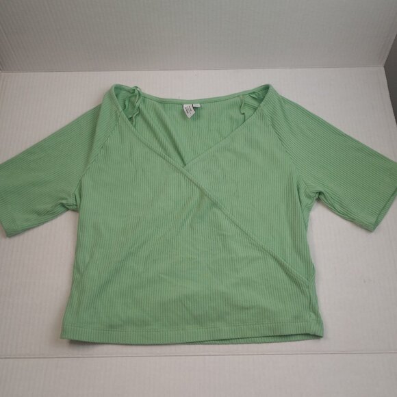 & Other Stories Green Coquette V-Neck Faux Wrap Top - Picture 4 of 4